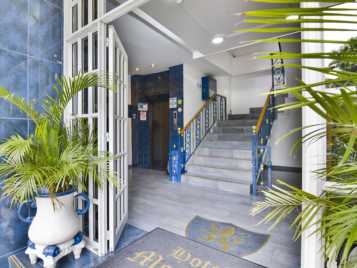 Hotel Monarca Itagui Exterior photo