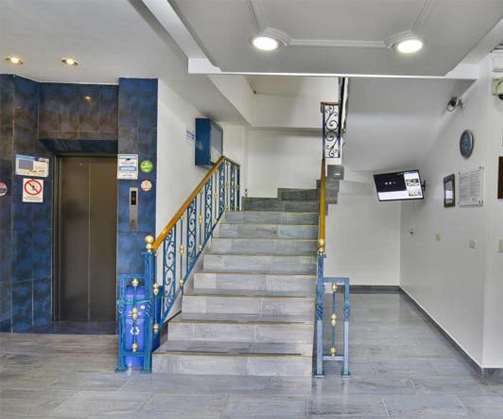 Hotel Monarca Itagui Exterior photo