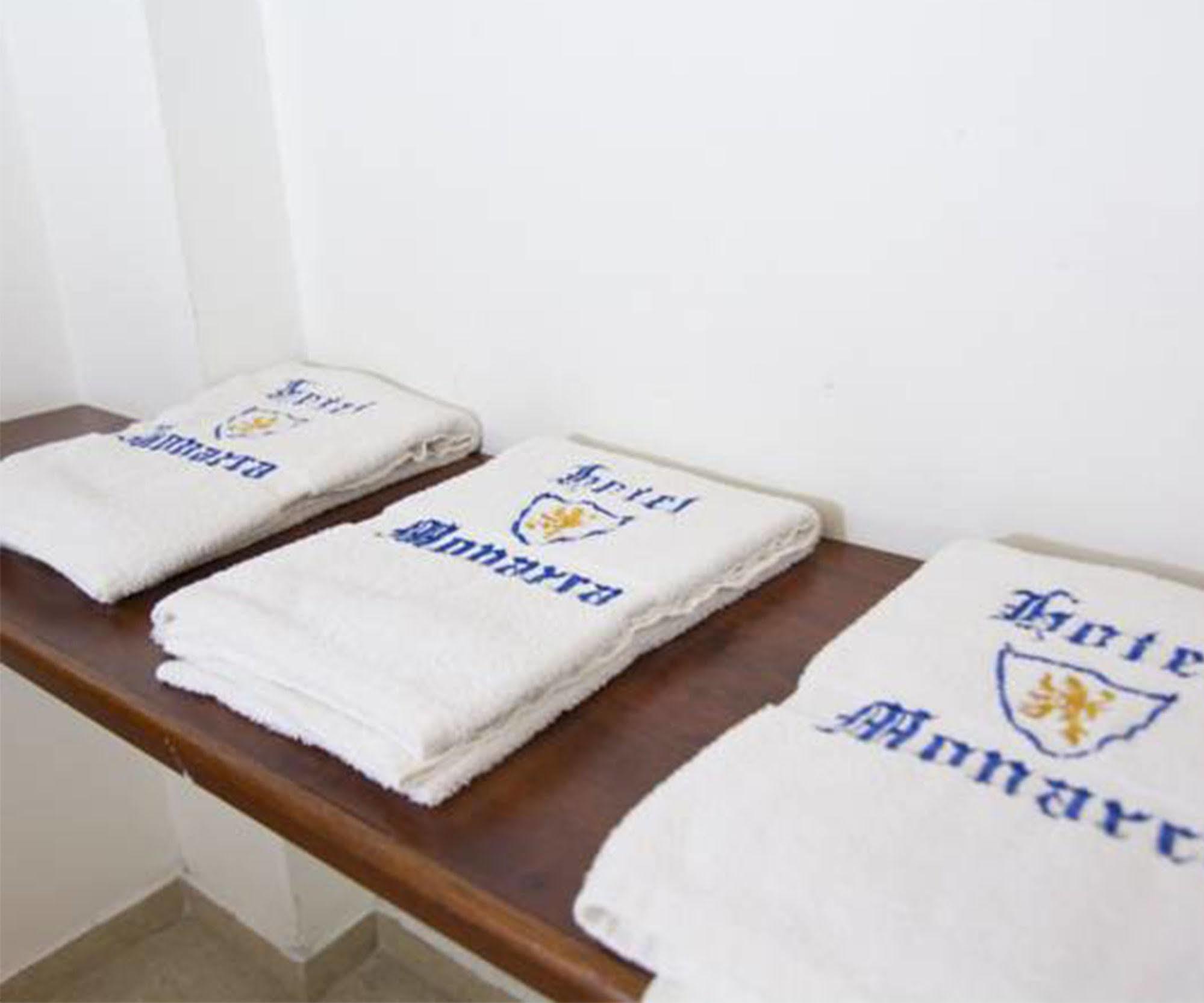 Hotel Monarca Itagui Exterior photo