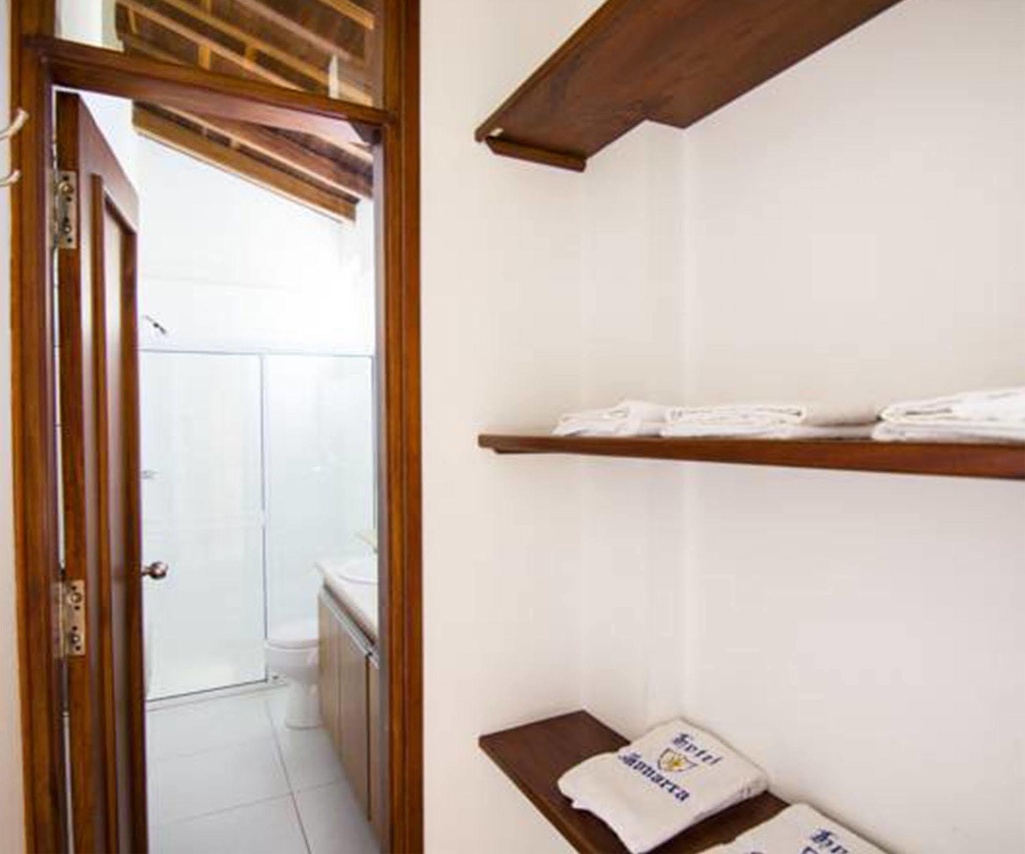 Hotel Monarca Itagui Exterior photo